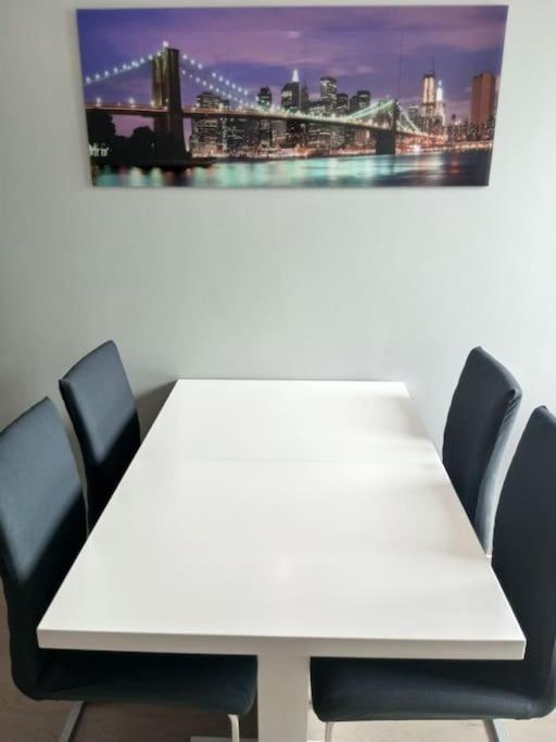 Apartament Nadmorski Las Apartment Гданск Екстериор снимка